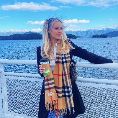 The current girlfriend of Matt Rife Jessica Lord took a picture in Vancouver British Columbia. 